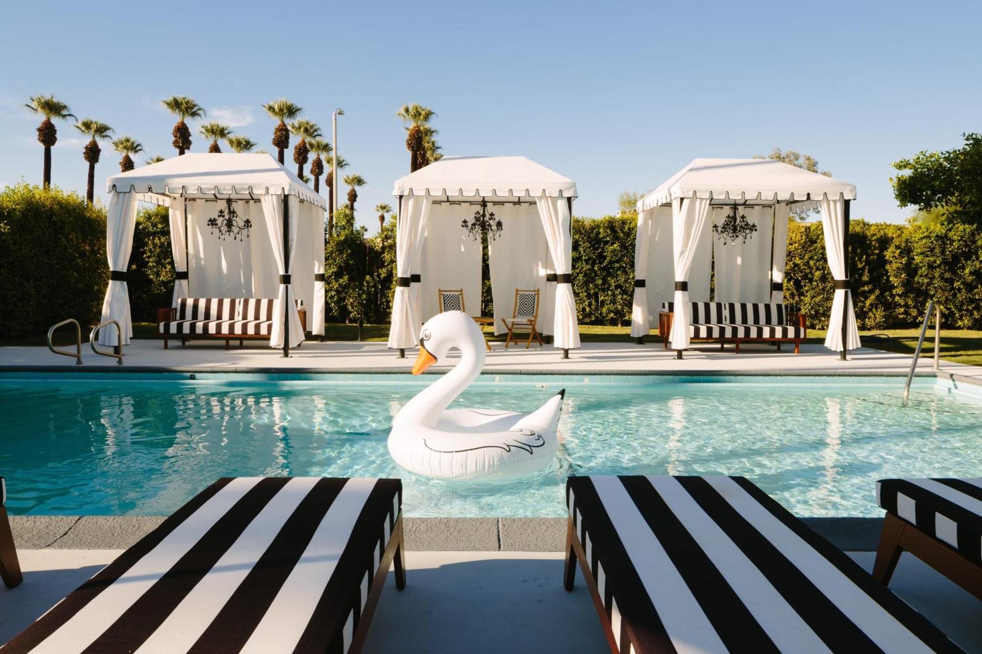 Hotel El Cid By Avantstay 16 Occ Full Hotel Buyout In Palm Springs W Pool エクステリア 写真